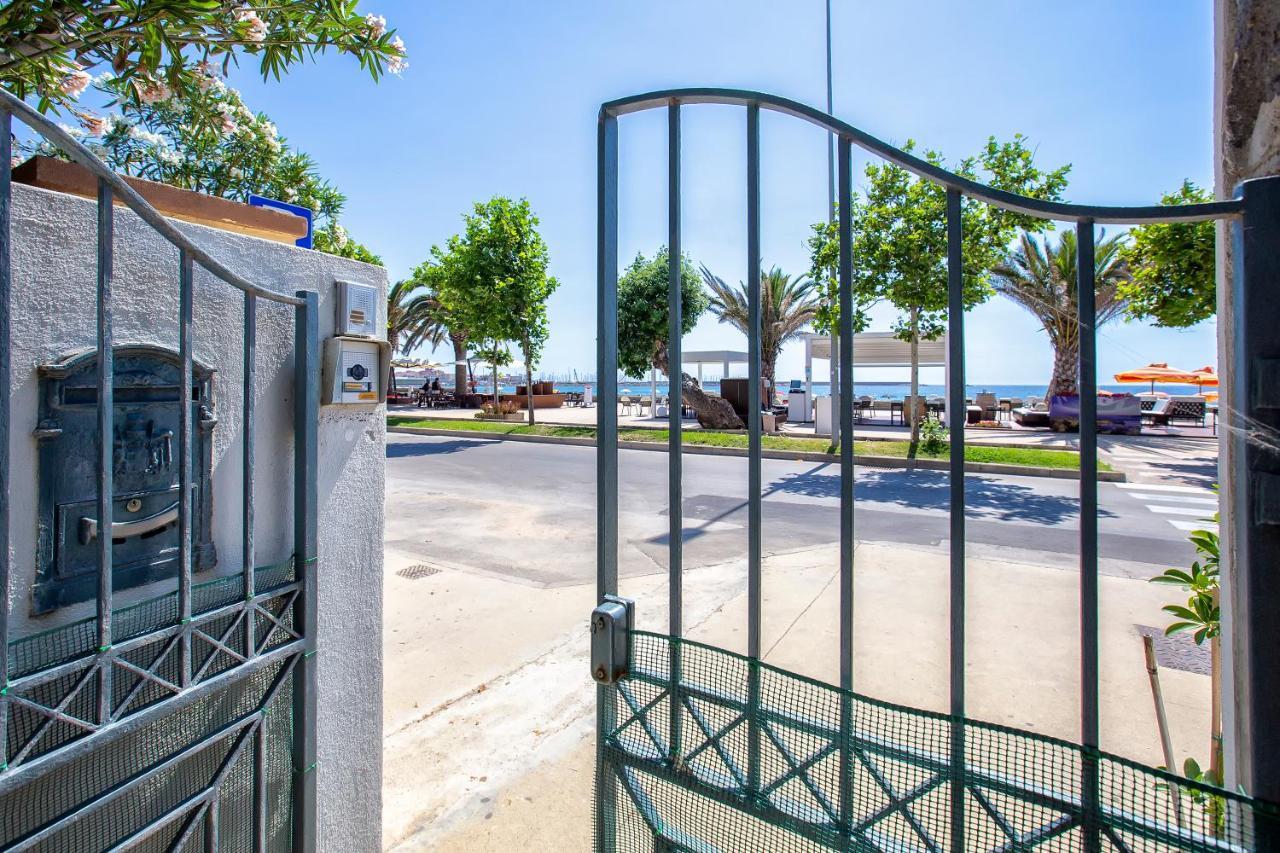 Nura's - Al Mare Sea Front Appartamento *